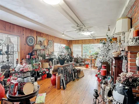 6942 Old Highway 441 S Mount Dora FL 32757