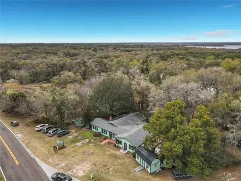 6942 Old Highway 441 S Mount Dora FL 32757