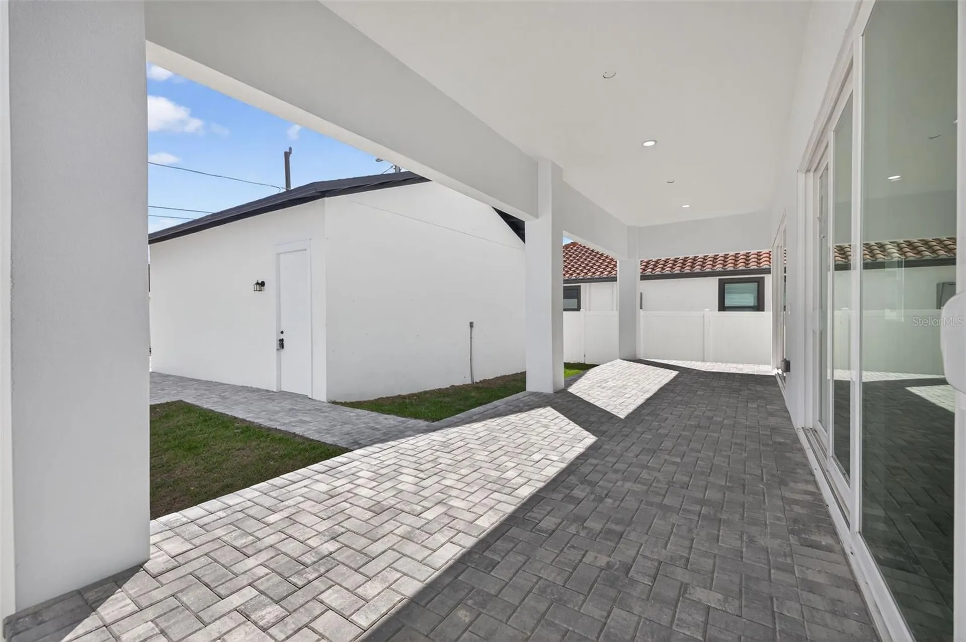 842 30th Avenue St Petersburg FL 33704