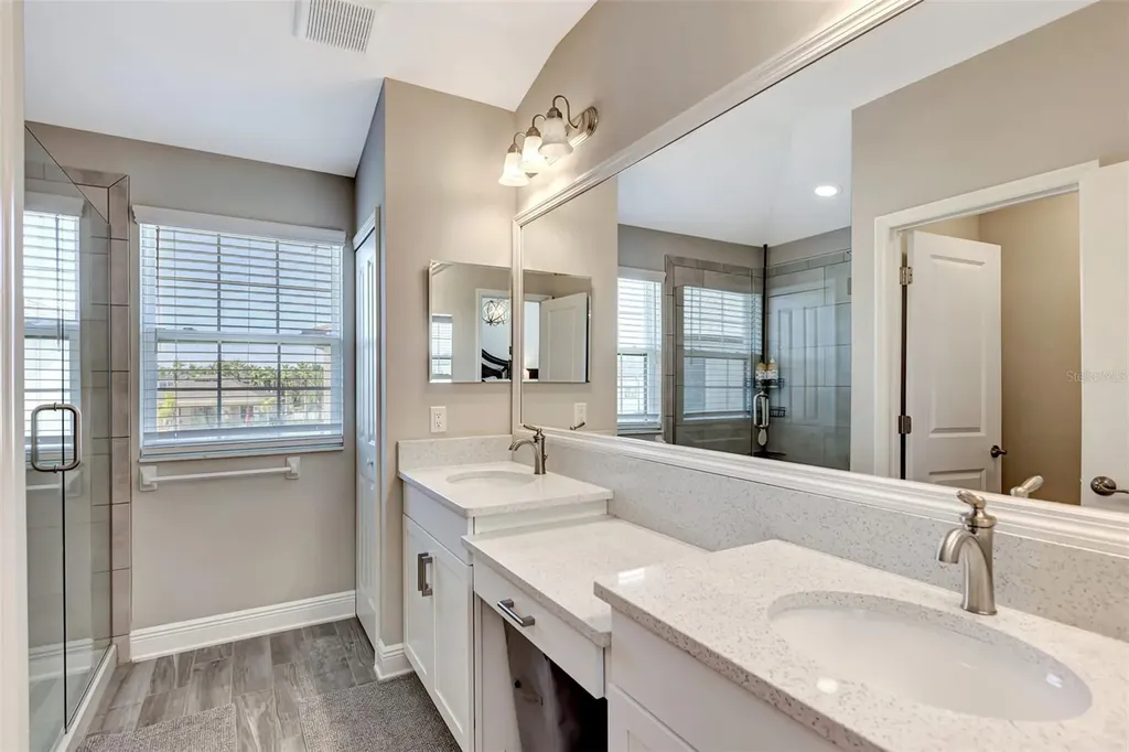 5167 78th St Circle E Bradenton FL 34203