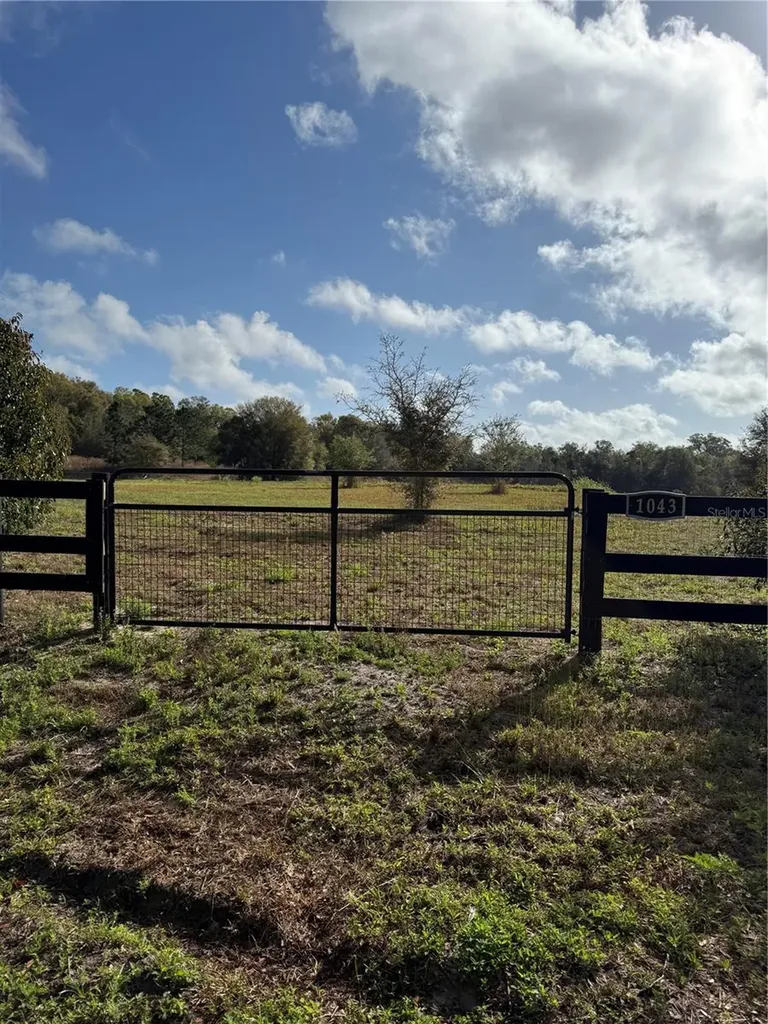 1043 Hazen Road Deland FL 32720