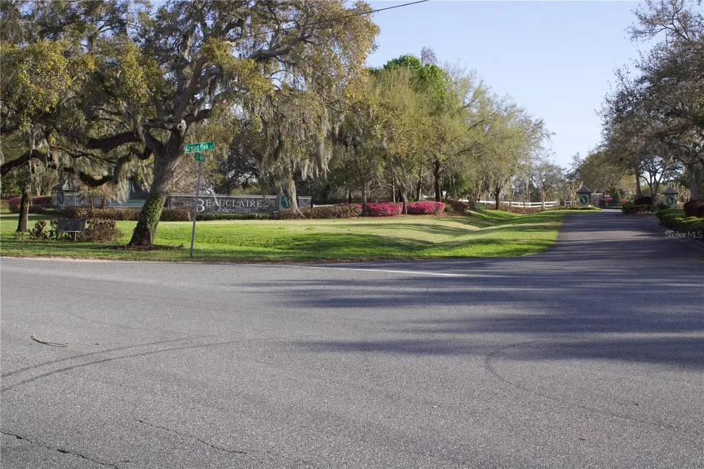 Silent Ridge Drive Tavares FL 32778