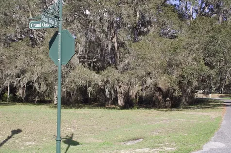 Silent Ridge Drive Tavares FL 32778