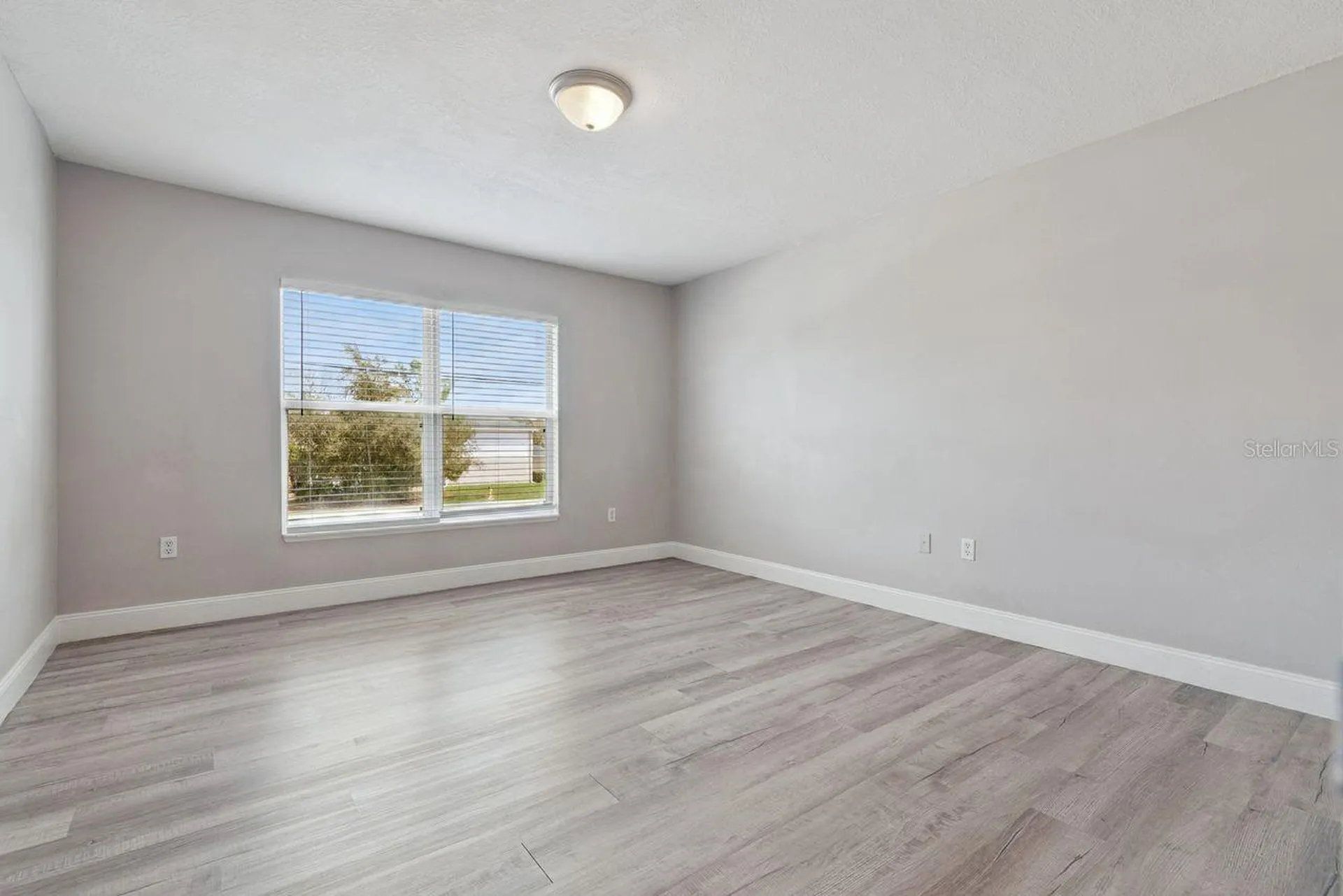 2735 Howland Boulevard Deltona FL 32725