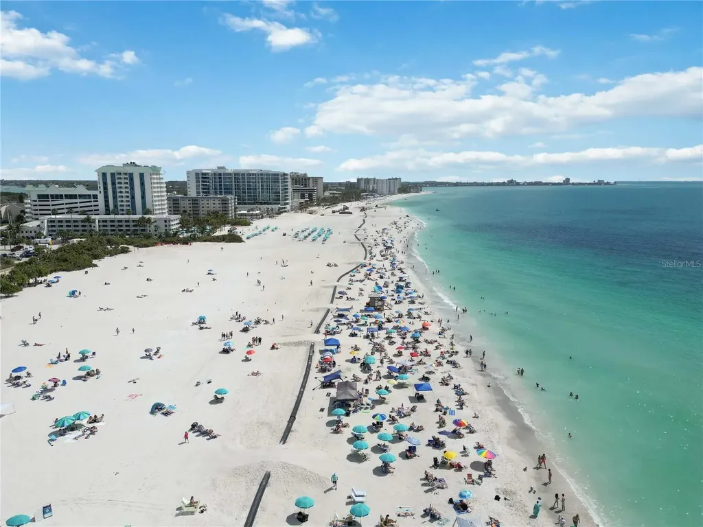 132 Grant Drive Sarasota FL 34236