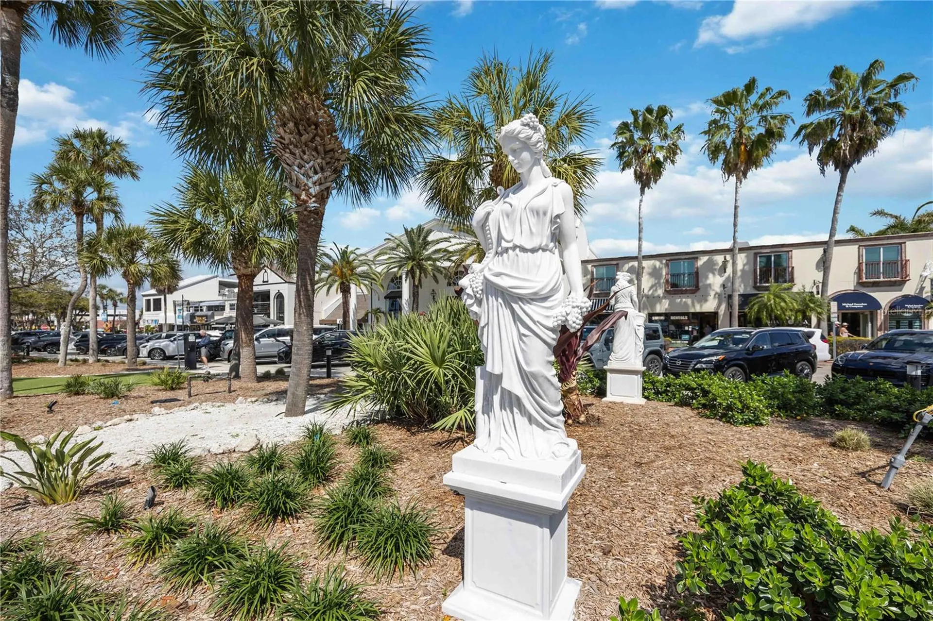132 Grant Drive Sarasota FL 34236