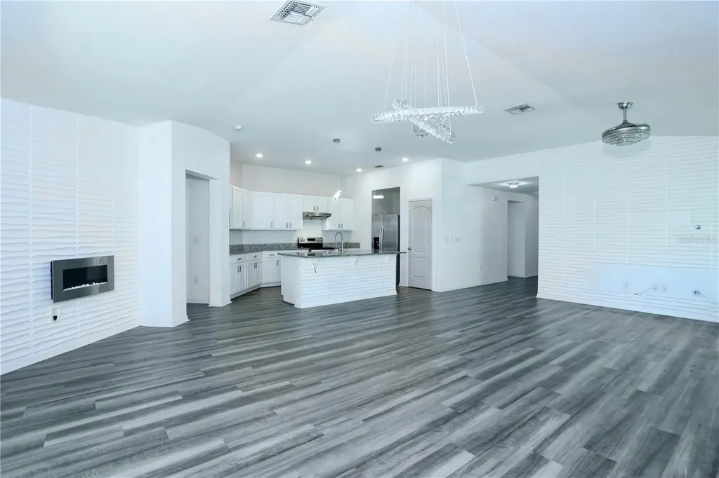 1141 Augustus Drive Davenport FL 33896