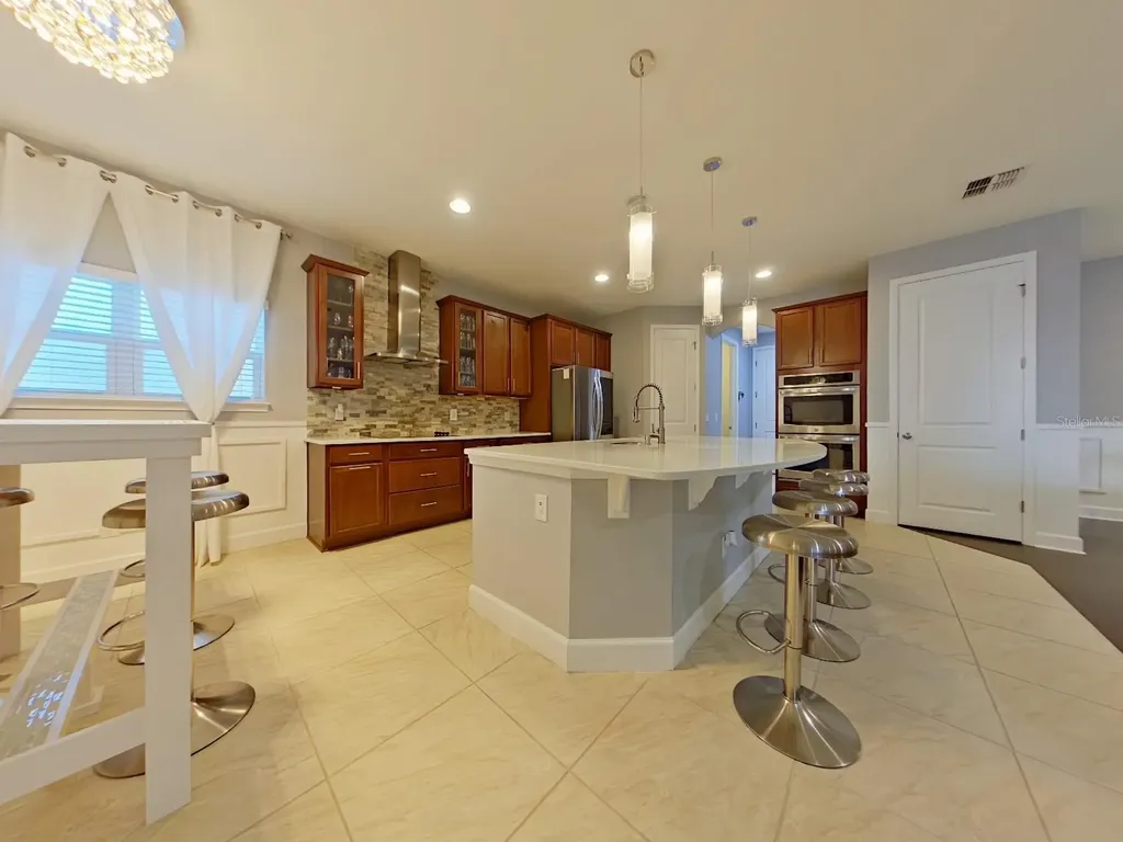 703 Calabria Way Howey In The Hills FL 34737