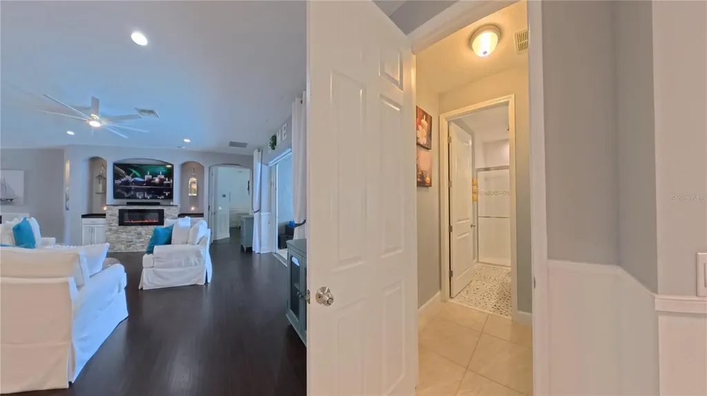 703 Calabria Way Howey In The Hills FL 34737