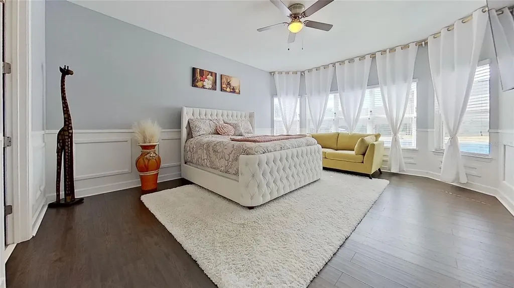 703 Calabria Way Howey In The Hills FL 34737