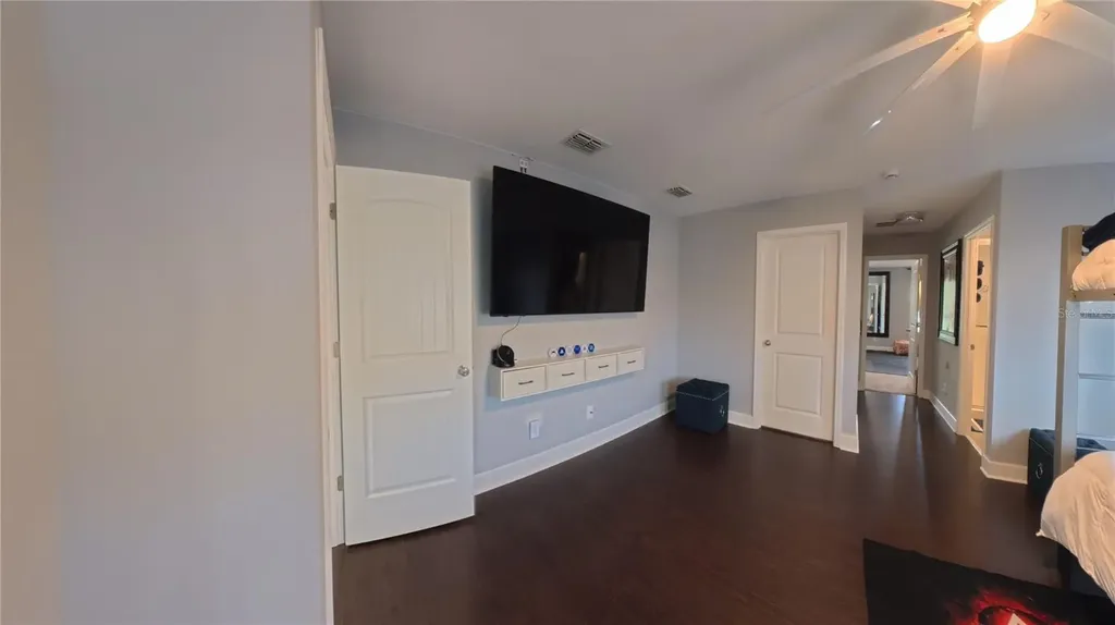 703 Calabria Way Howey In The Hills FL 34737