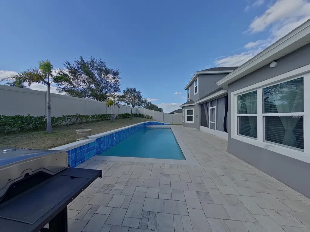 703 Calabria Way Howey In The Hills FL 34737