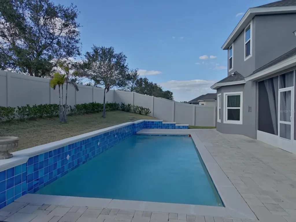 703 Calabria Way Howey In The Hills FL 34737