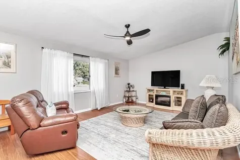 17990 SE 101st Terrace Summerfield FL 34491