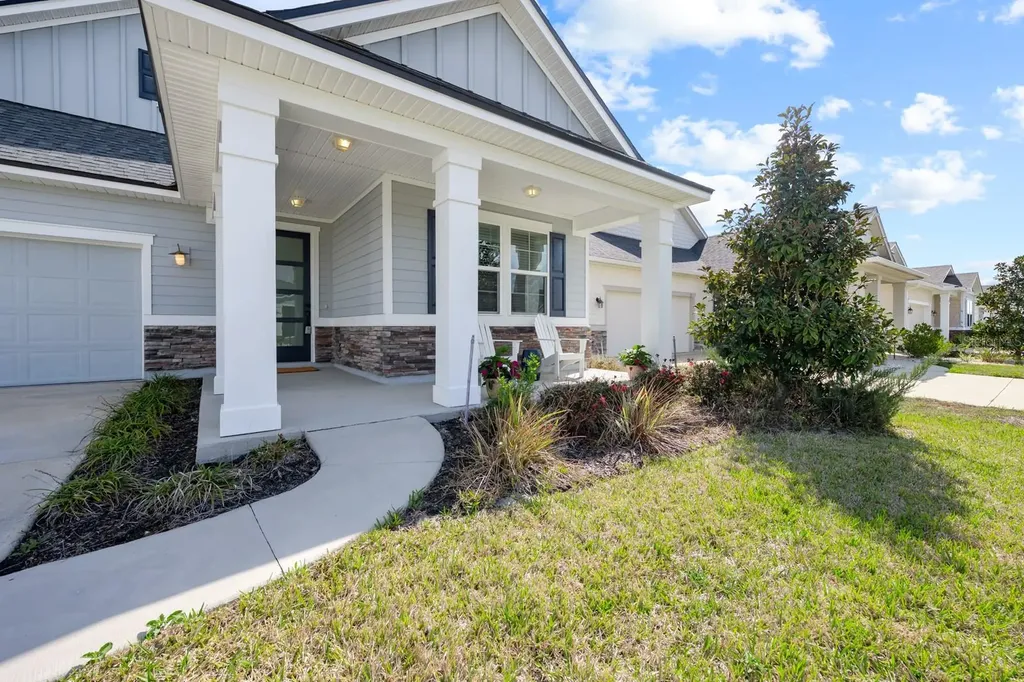 41 Los Lagos Boulevard Palm Coast FL 32137