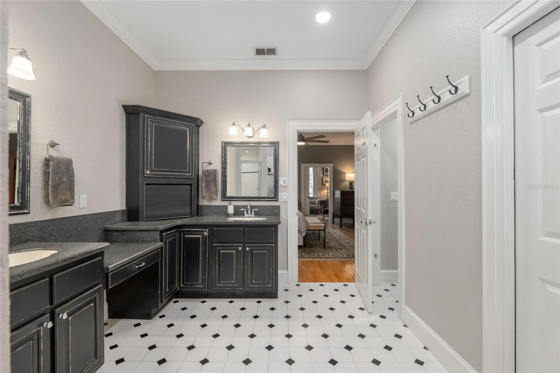 1107 SE 9th Avenue Ocala FL 34471