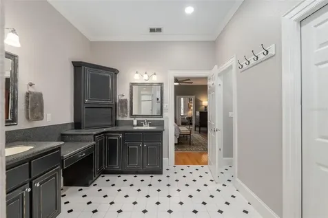1107 SE 9th Avenue Ocala FL 34471