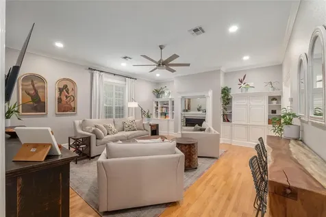 1107 SE 9th Avenue Ocala FL 34471