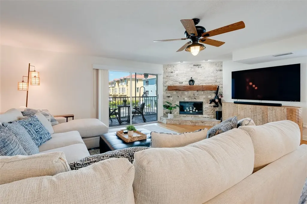 1101 Pinellas Bayway S Tierra Verde FL 33715