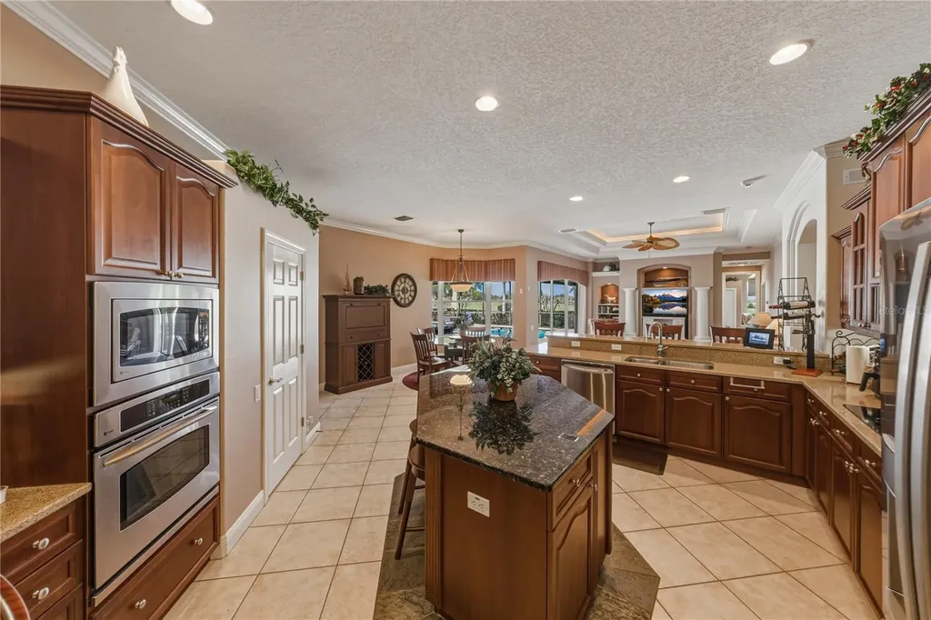 33909 Americana Avenue Dade City FL 33525