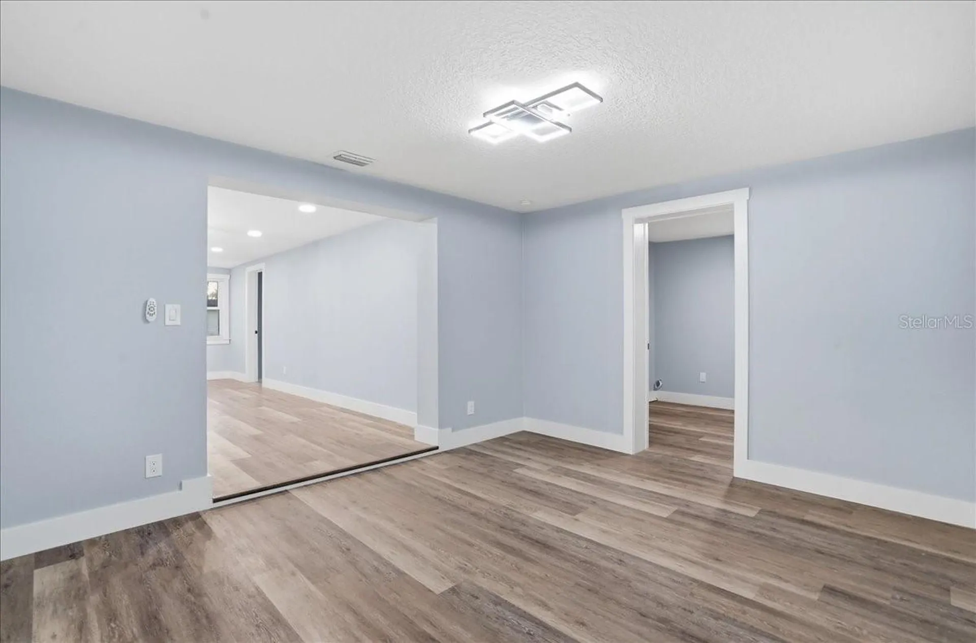 5721 65th Avenue N Pinellas Park FL 33781