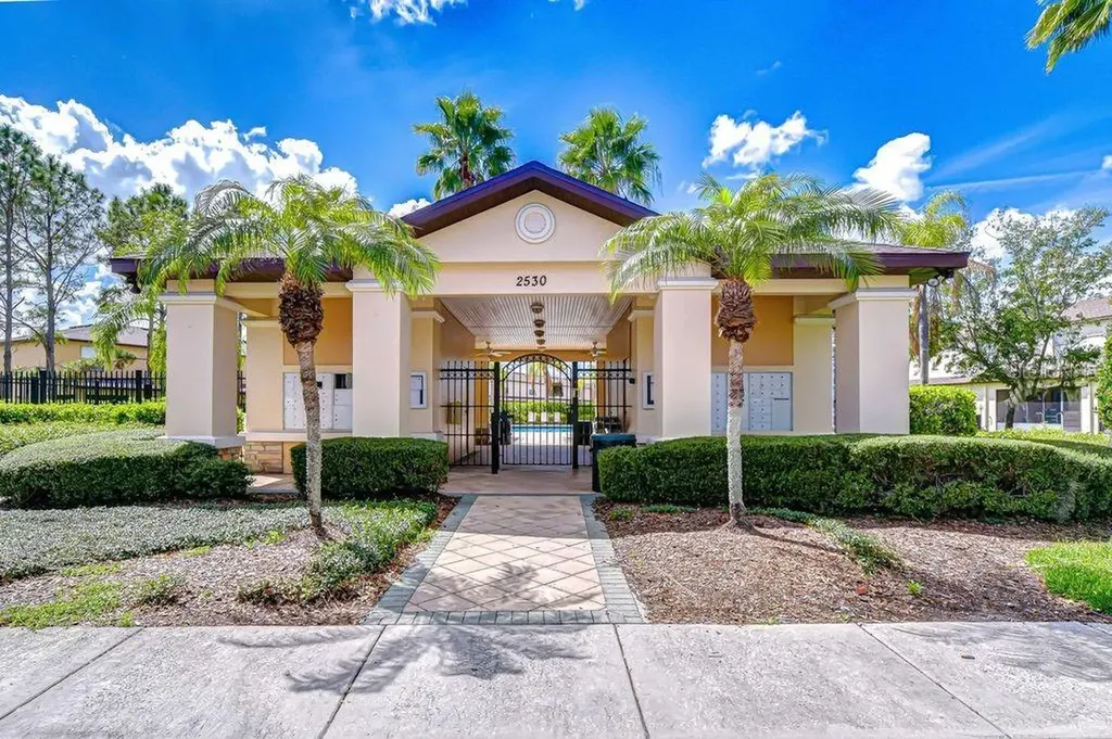 2609 Oleander Lakes Drive Brandon FL 33511