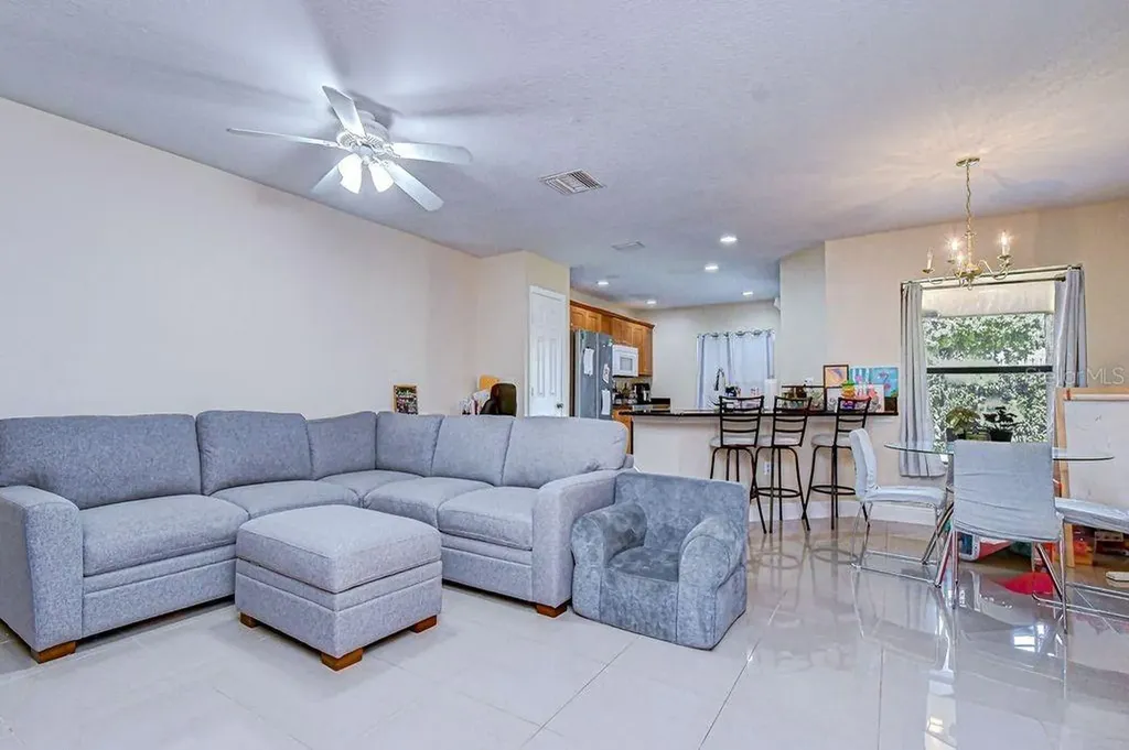 2609 Oleander Lakes Drive Brandon FL 33511