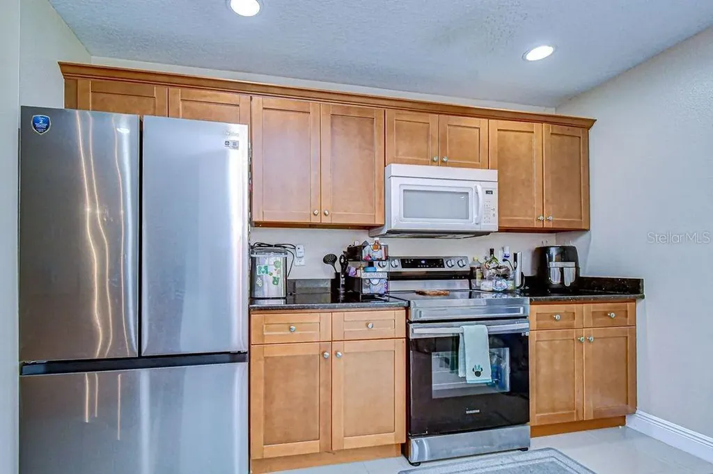 2609 Oleander Lakes Drive Brandon FL 33511