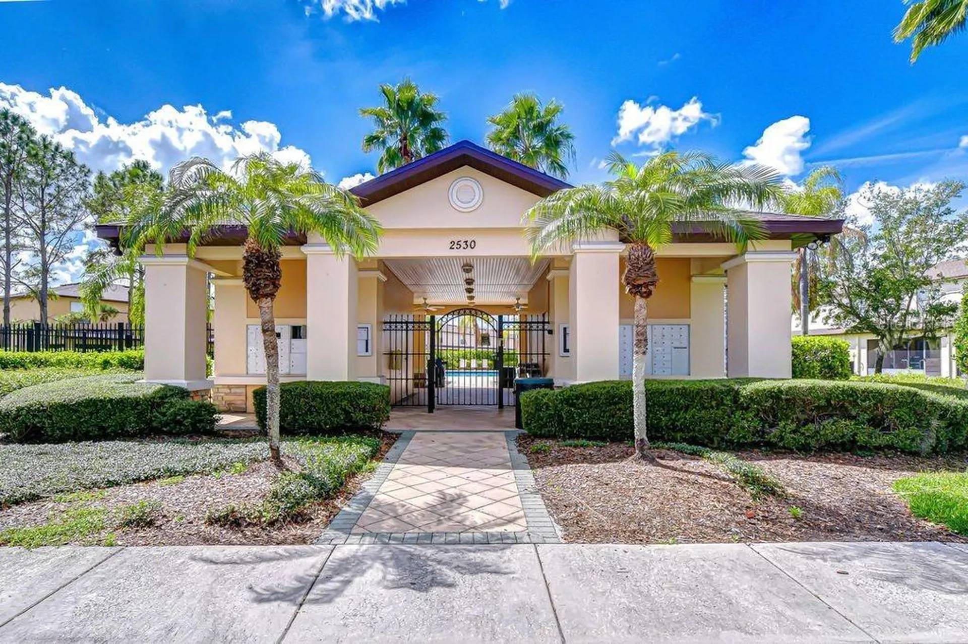 2609 Oleander Lakes Drive Brandon FL 33511