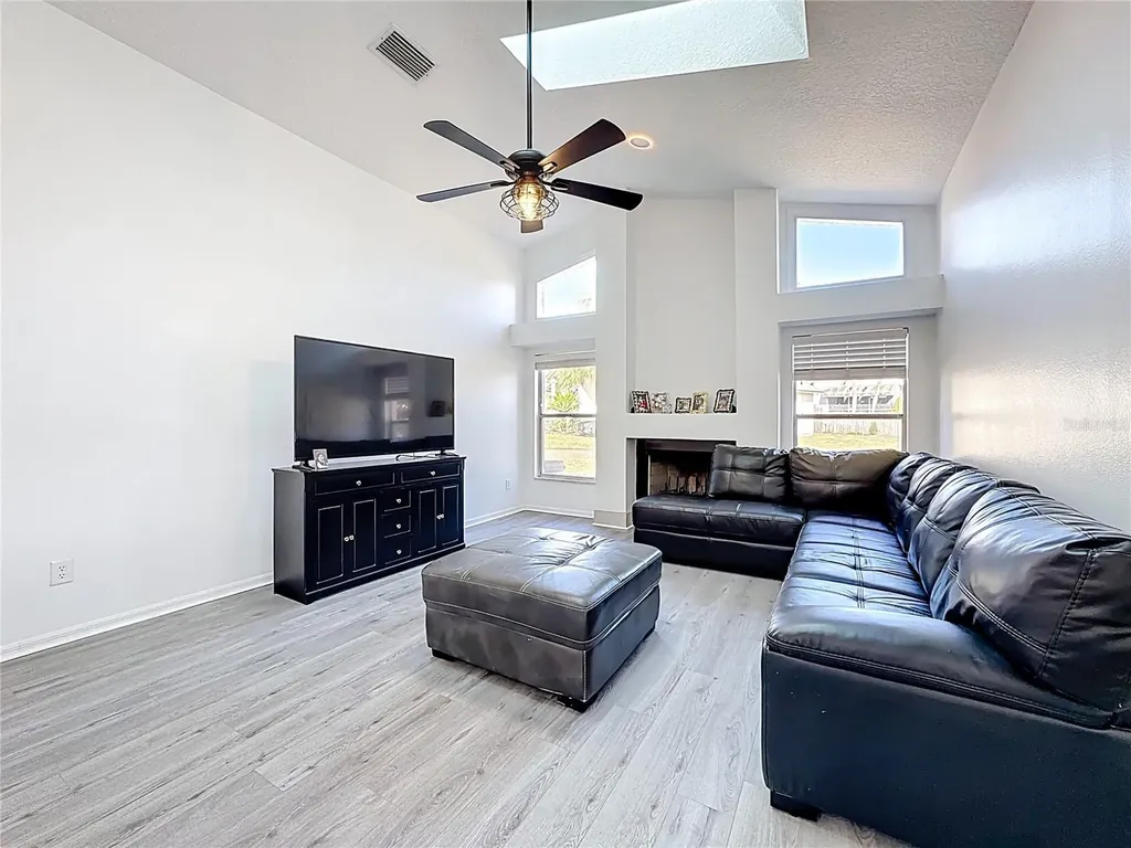 1125 Almond Tree Circle Orlando FL 32835