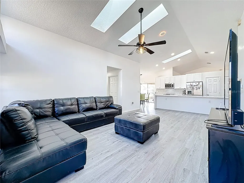1125 Almond Tree Circle Orlando FL 32835