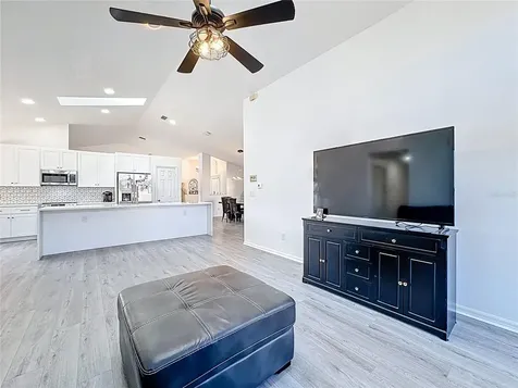 1125 Almond Tree Circle Orlando FL 32835