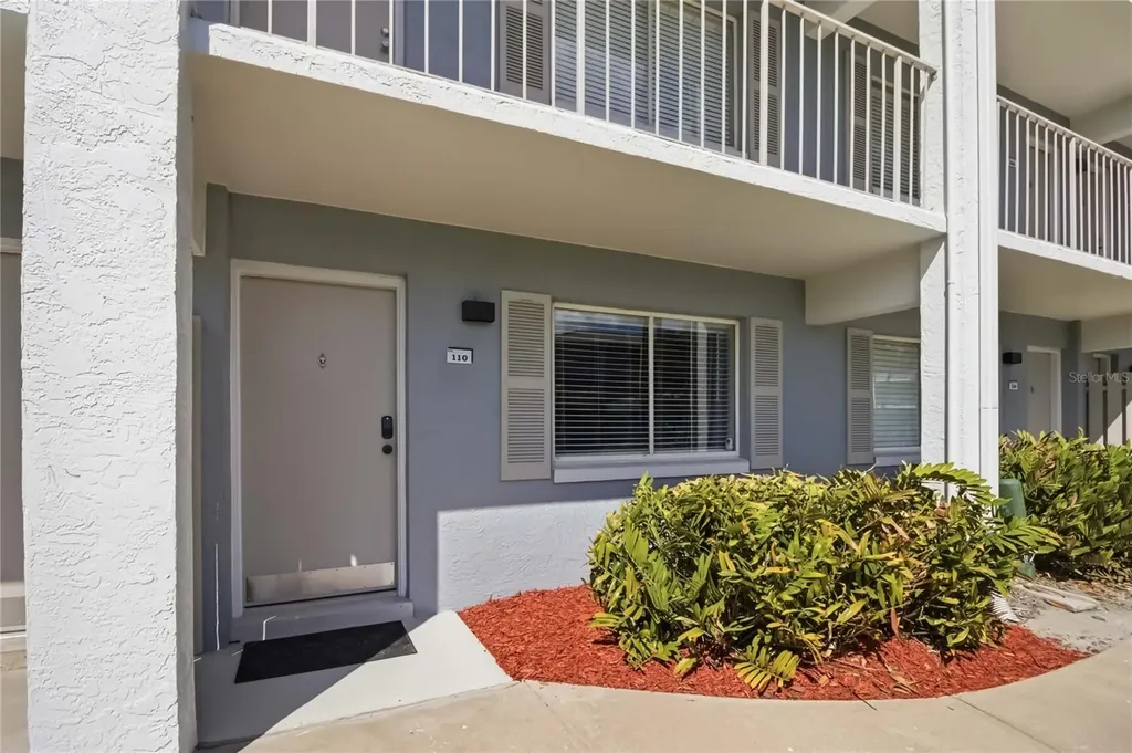 127 Oyster Bay Circle Altamonte Springs FL 32701
