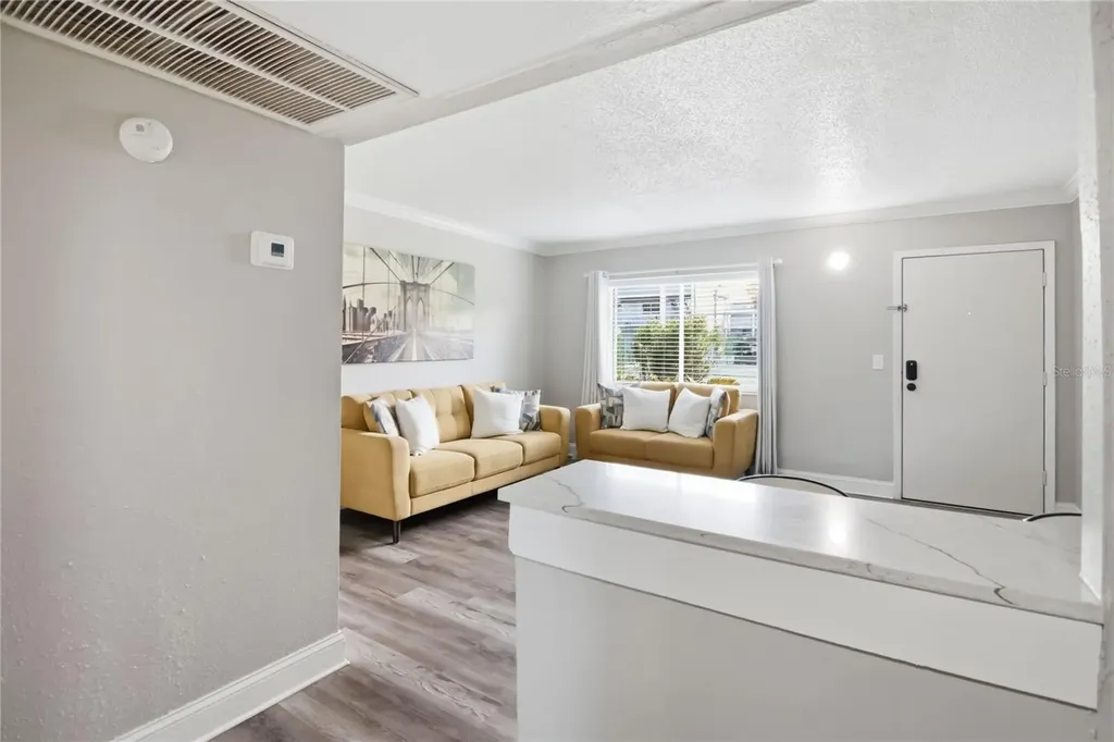 127 Oyster Bay Circle Altamonte Springs FL 32701