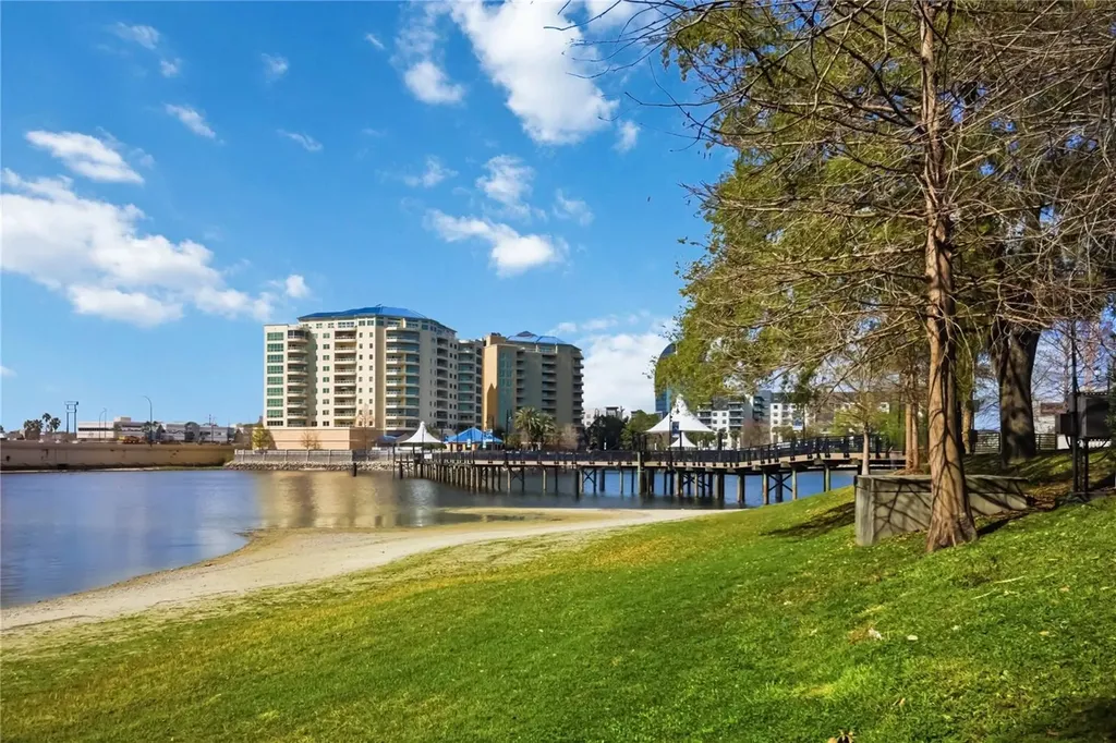 127 Oyster Bay Circle Altamonte Springs FL 32701