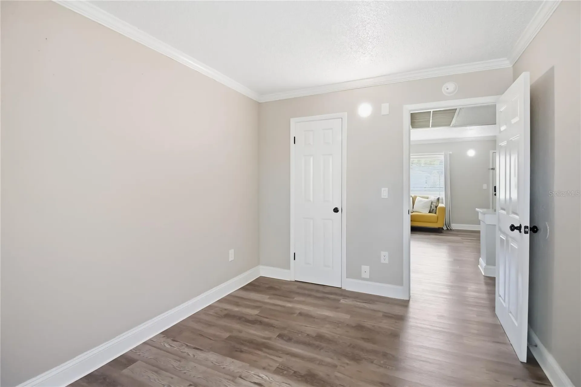 127 Oyster Bay Circle Altamonte Springs FL 32701
