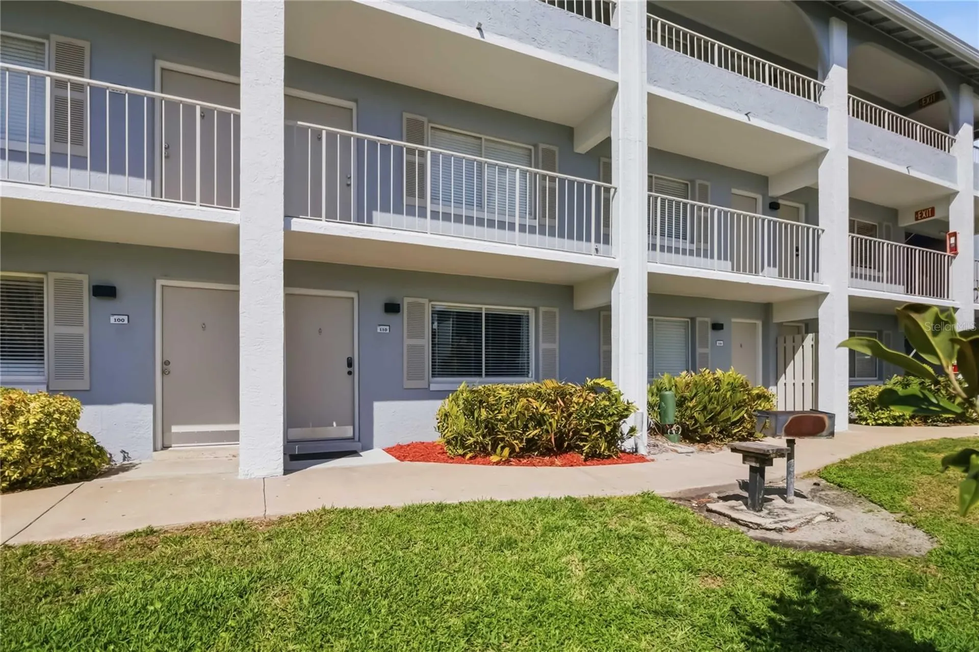 127 Oyster Bay Circle Altamonte Springs FL 32701
