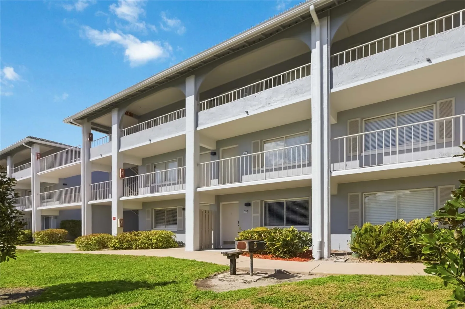 127 Oyster Bay Circle Altamonte Springs FL 32701