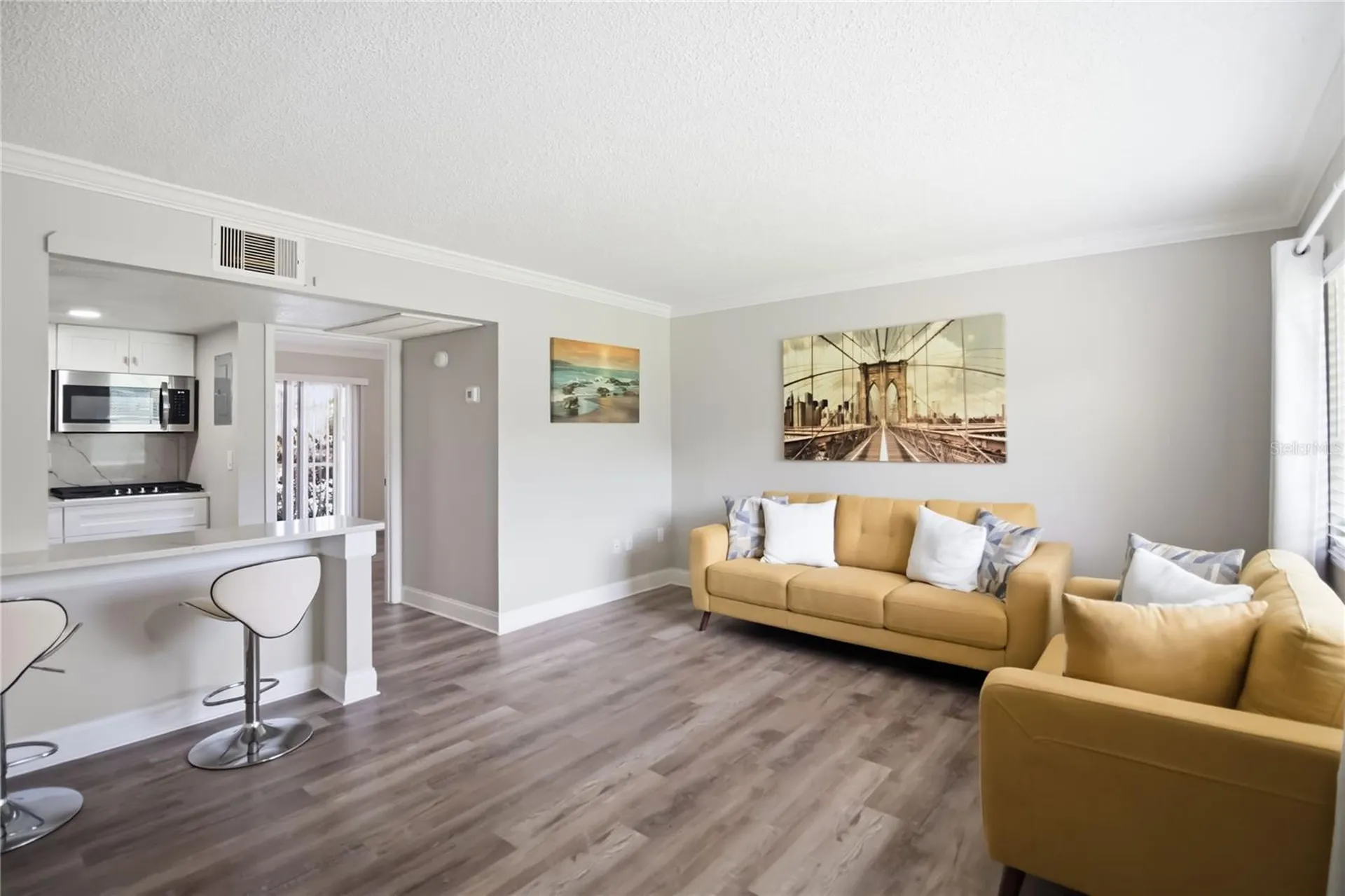 127 Oyster Bay Circle Altamonte Springs FL 32701