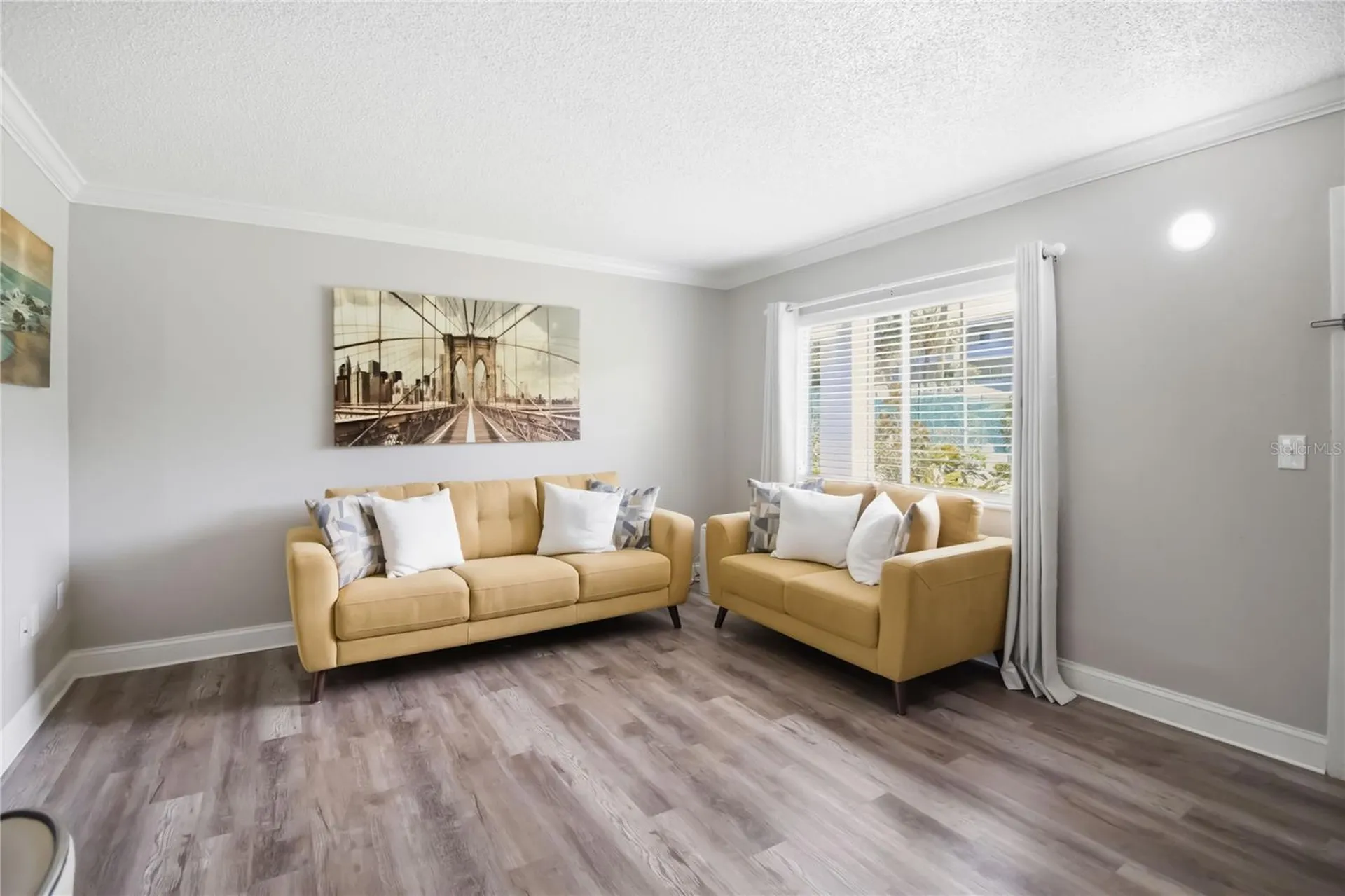 127 Oyster Bay Circle Altamonte Springs FL 32701