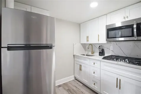 127 Oyster Bay Circle Altamonte Springs FL 32701