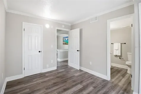 127 Oyster Bay Circle Altamonte Springs FL 32701