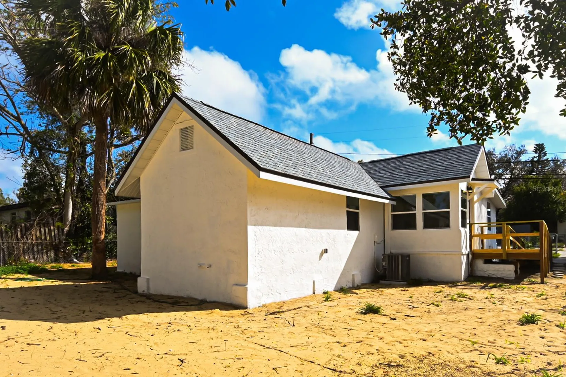426 S Disston Avenue Tarpon Springs FL 34689