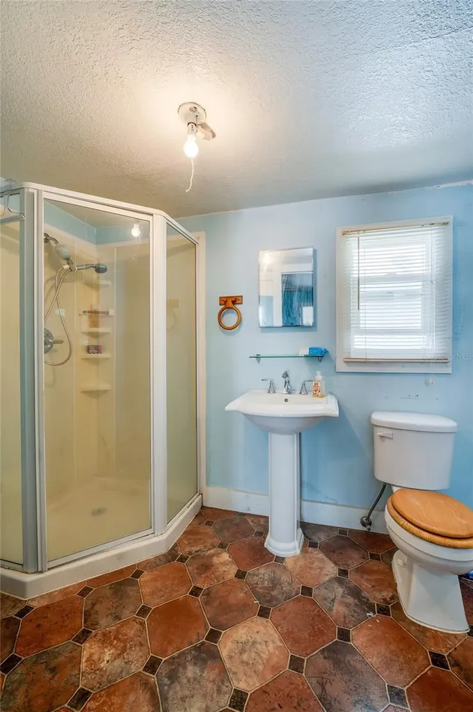 715 Neal Street New Smyrna Beach FL 32168
