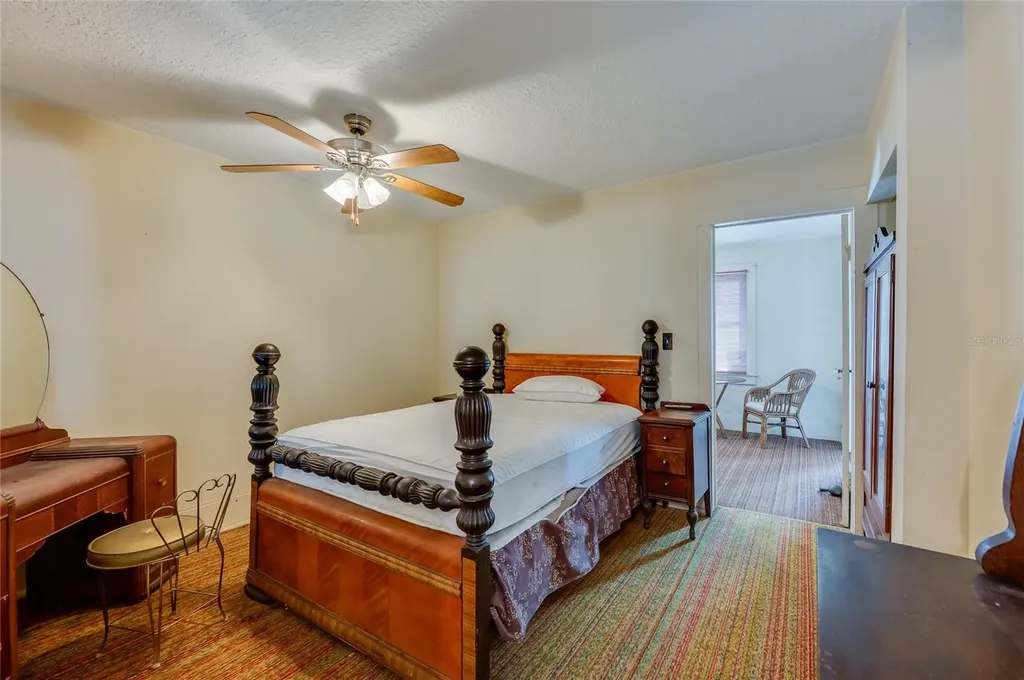 715 Neal Street New Smyrna Beach FL 32168