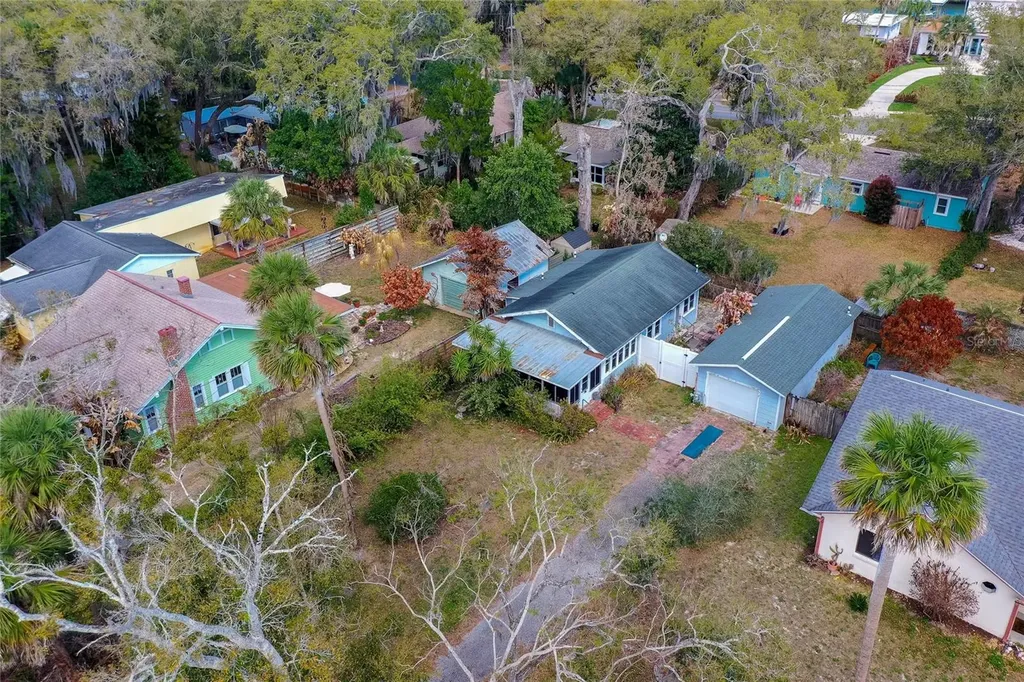 715 Neal Street New Smyrna Beach FL 32168