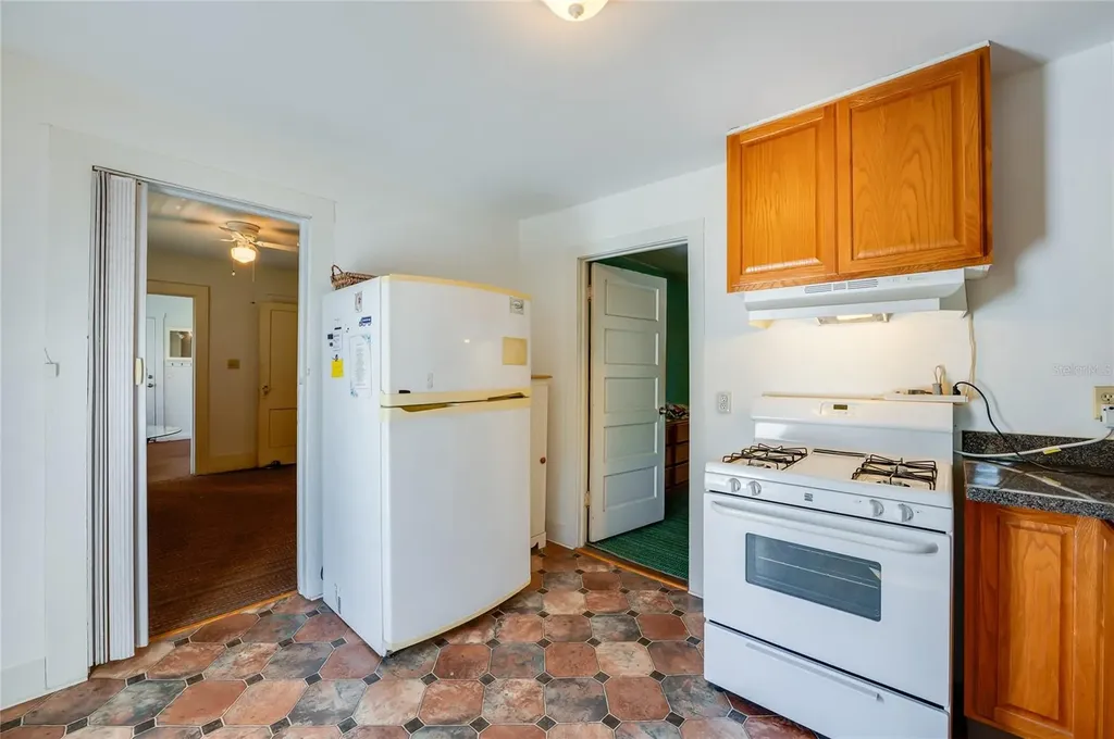 715 Neal Street New Smyrna Beach FL 32168