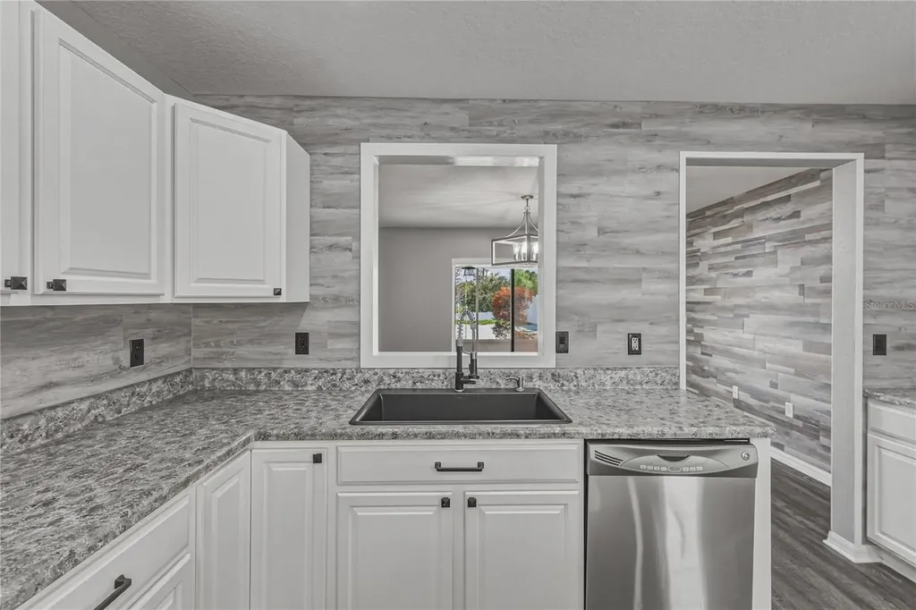 13416 Kent Bradley Street Dade City FL 33525