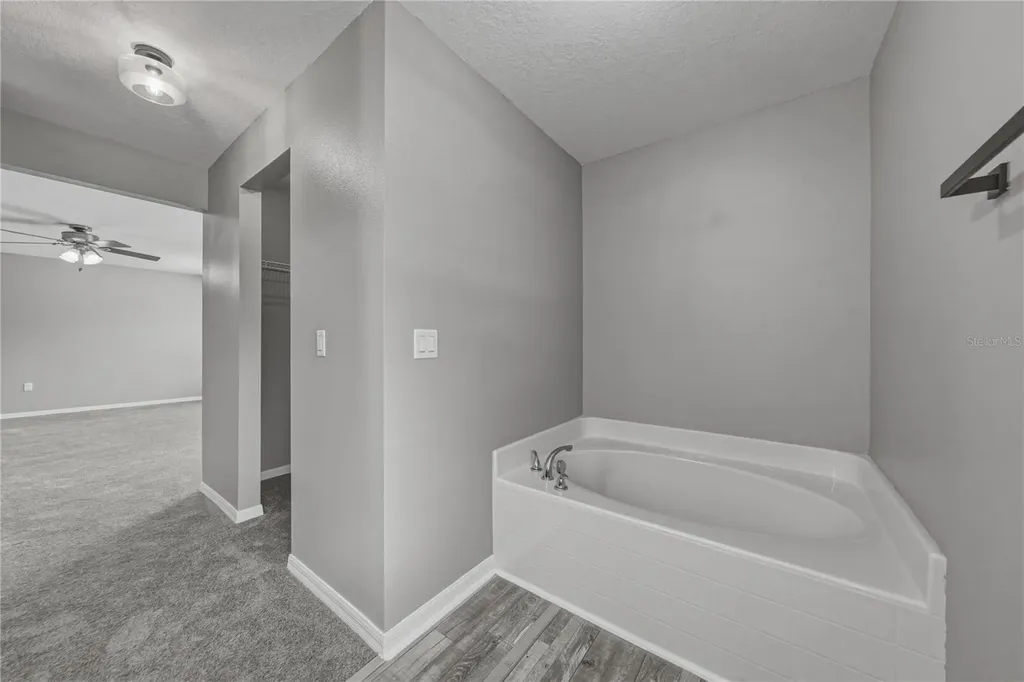 13416 Kent Bradley Street Dade City FL 33525