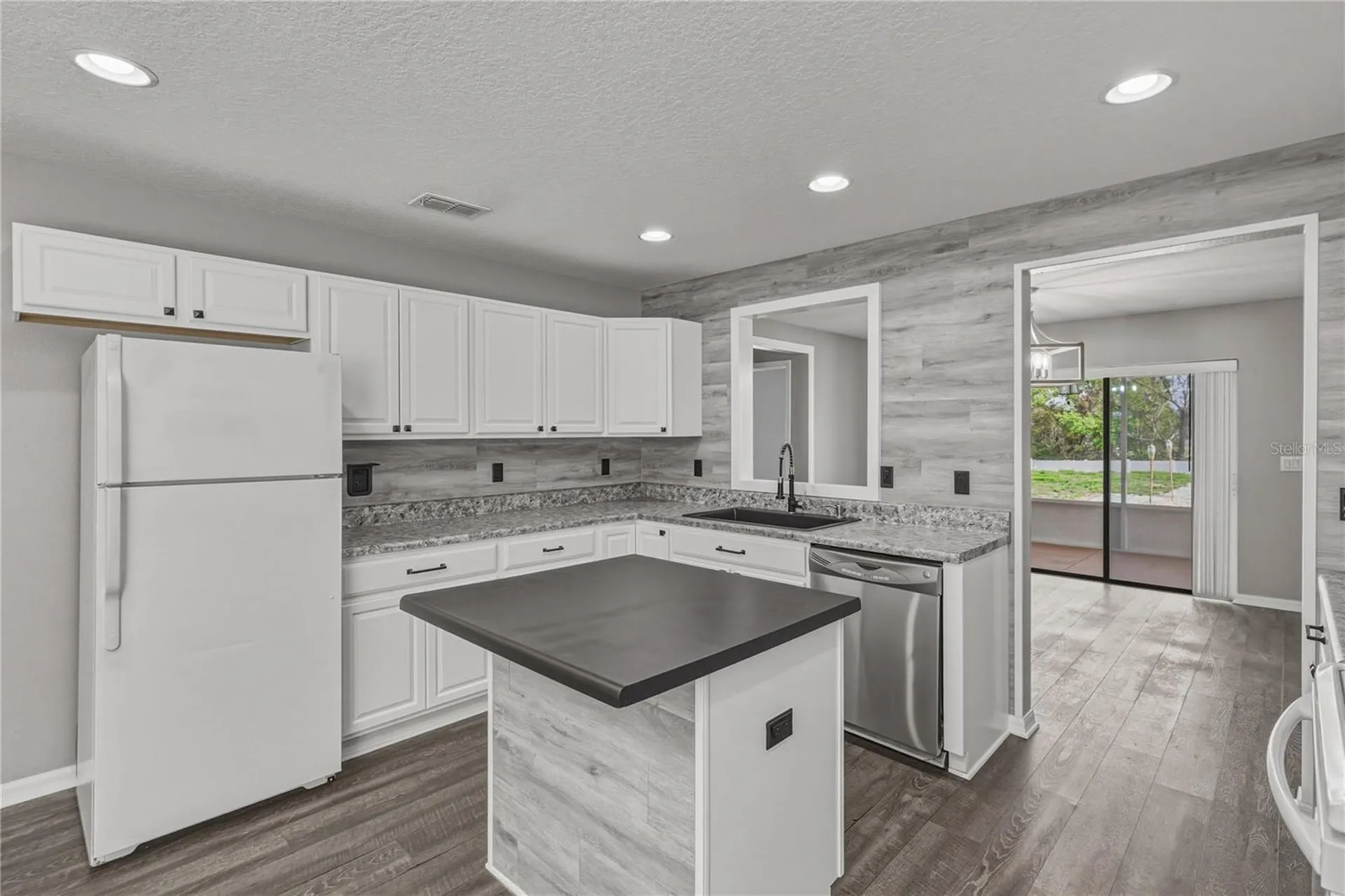 13416 Kent Bradley Street Dade City FL 33525